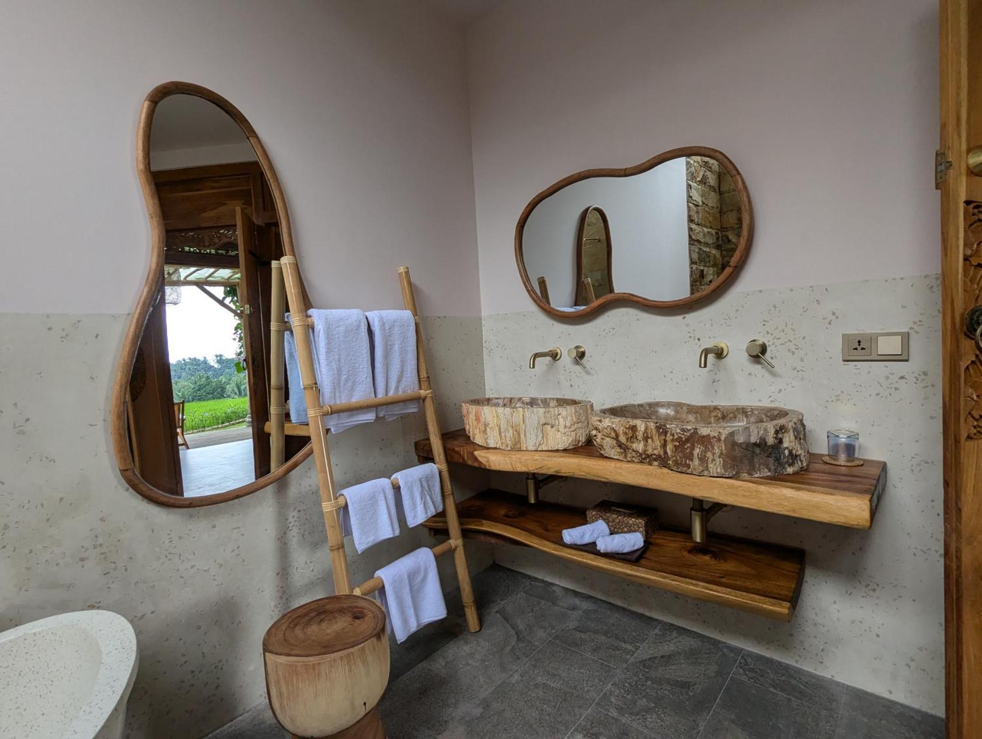 Puri Dajuma Terrace Eco Lodge & Spa Selemadeg  Exteriör bild