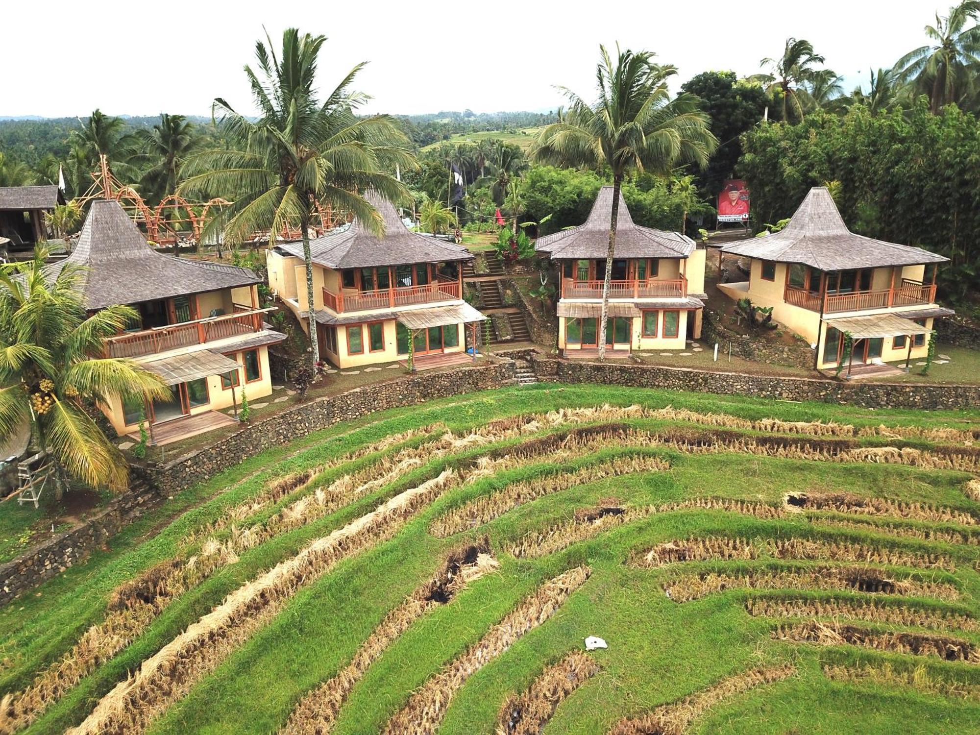 Puri Dajuma Terrace Eco Lodge & Spa Selemadeg  Exteriör bild